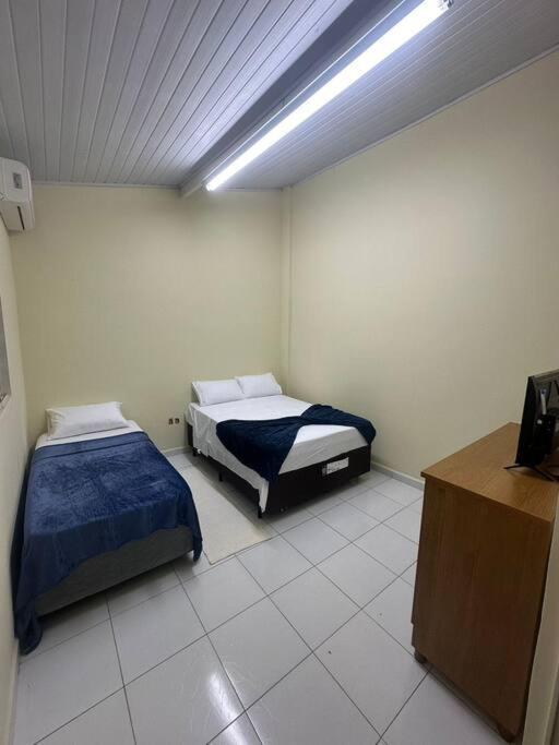 Linda Casa A 200M Da Basilica Nova Villa Aparecida  Exteriör bild